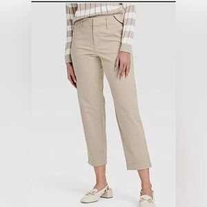 Women's Plus size Khaki Tan High-Rise Tapered Ankle Chino Pants, NWT Size: 14R
